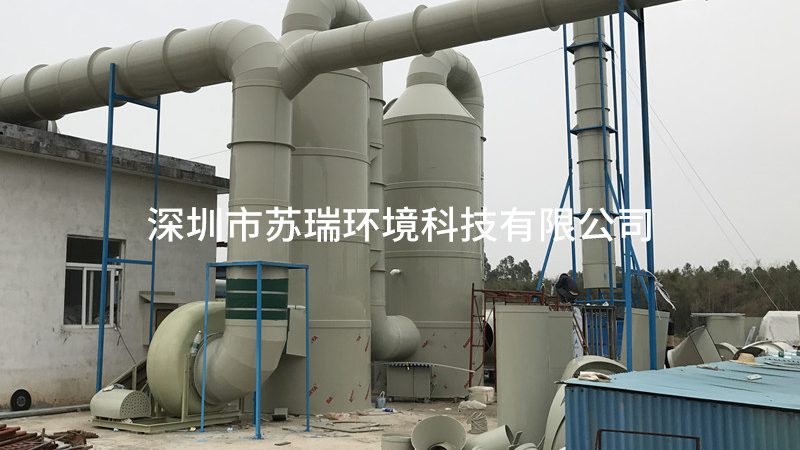 化工车间如何高效去除VOCs？活性炭吸附箱的选型关键